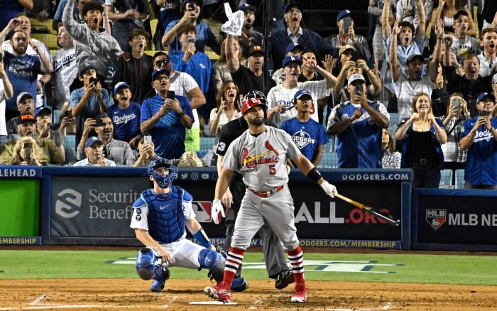 Dodgers fans were overjoyed to see Pujols launch his 700th home run, even though he did it against their team.